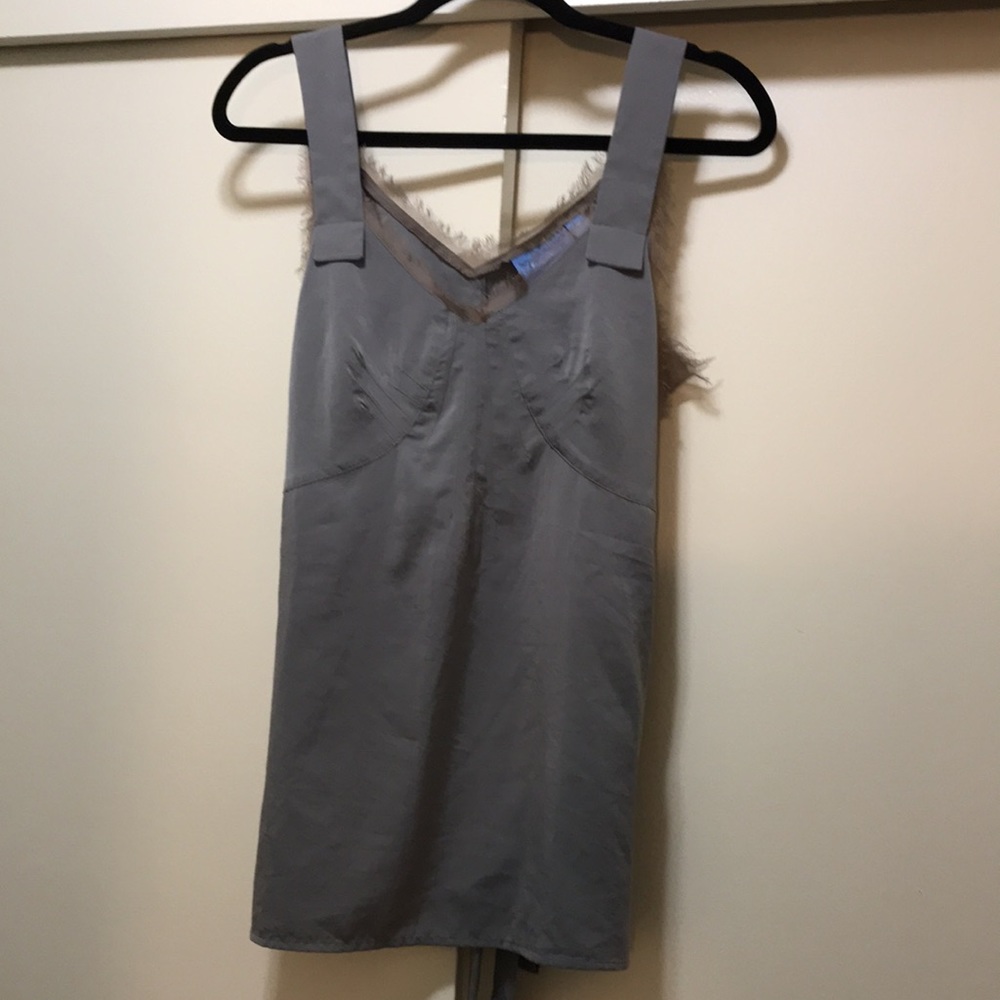 🌺 Simple Vera Unique Tank Top - Picture 3 of 7